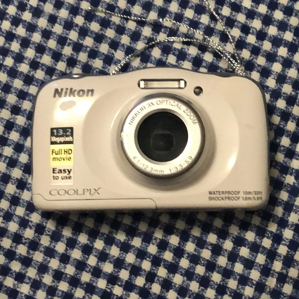 Nikon Cool Pix camera